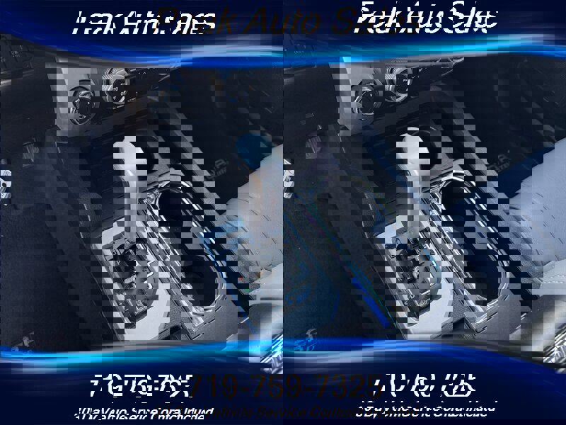 Used 2015 Toyota Tundra Limited image 27