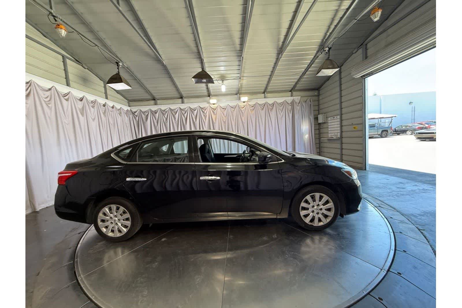 Used 2018 Nissan Sentra S FWD image 7