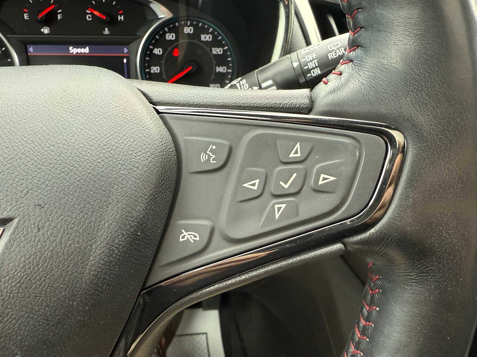 Used 2022 Chevrolet Equinox RS w/ RS Leather Package image 48