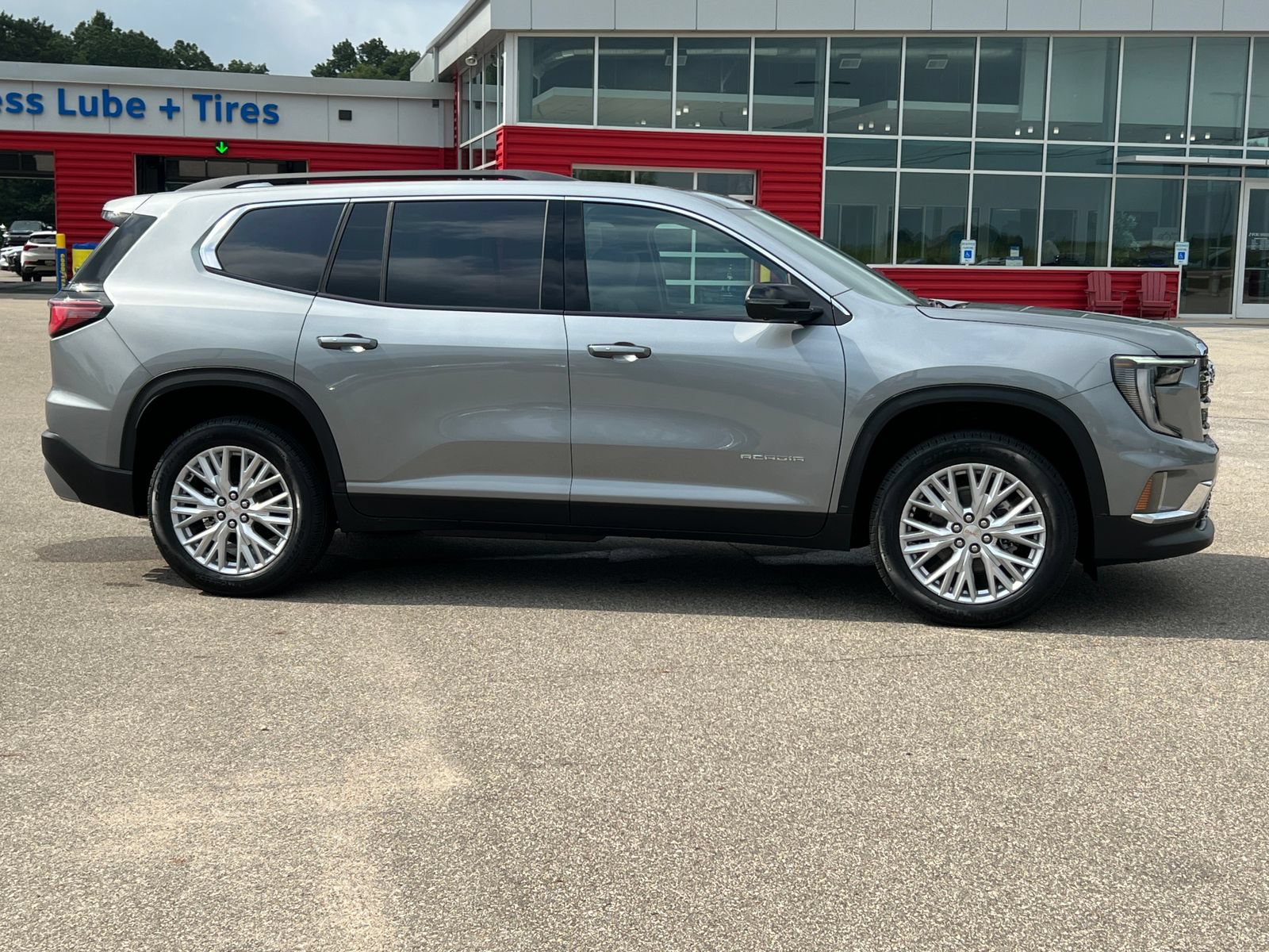 New 2027 GMC Acadia Elevation w/ Elevation Premium Package AWD/4WD image 48