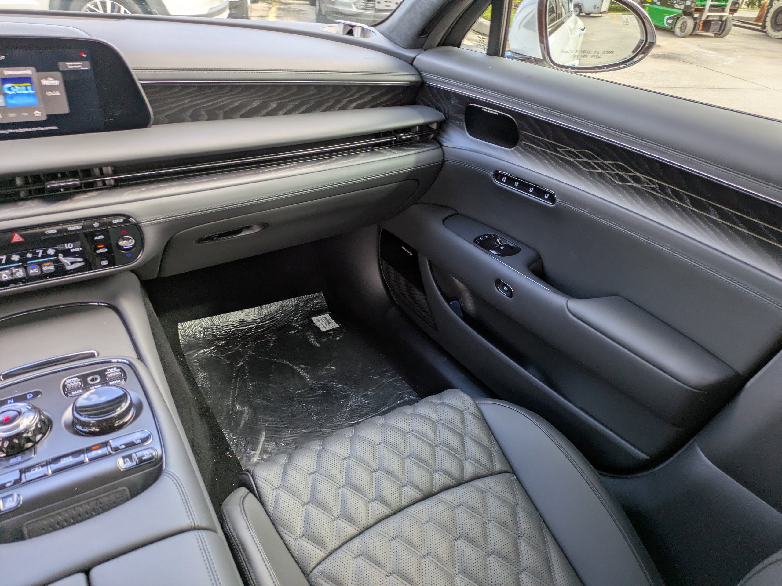 New 2026 Genesis G90 3.5T Prestige image 10