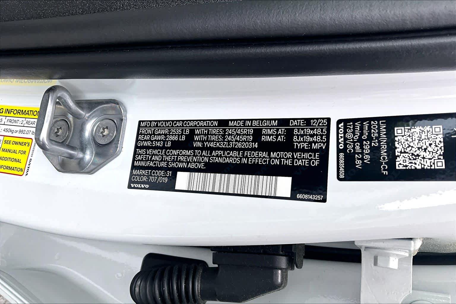 New 2026 Volvo EX30 Ultra w/ Climate Package AWD/4WD image 12