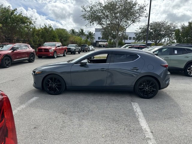 Used 2019 MAZDA MAZDA3 Hatchback w/ Premium Package image 13