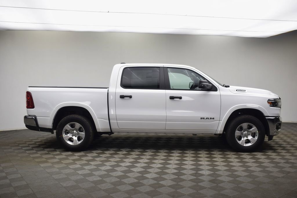 New 2026 RAM 1500 4x4 Crew Cab image 6
