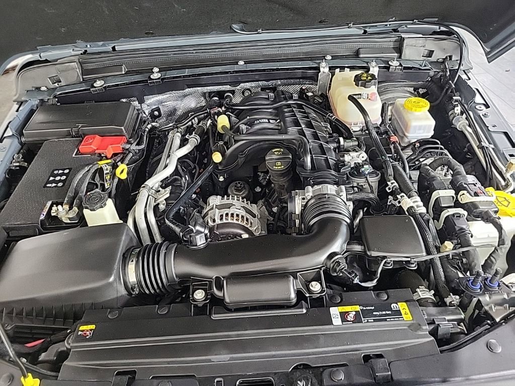 Used 2024 Jeep Wrangler Sahara image 17