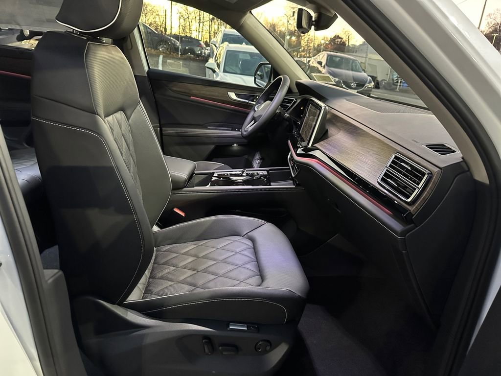 New 2026 Volkswagen Atlas SEL Premium R-Line image 24