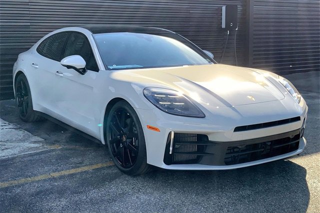 New 2026 Porsche Panamera 4 image 12