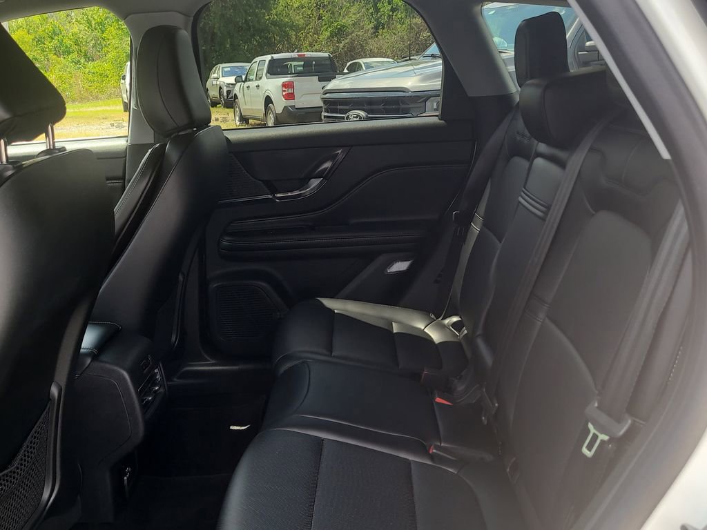 Used 2022 Lincoln Corsair AWD w/ Equipment Group 101A image 11