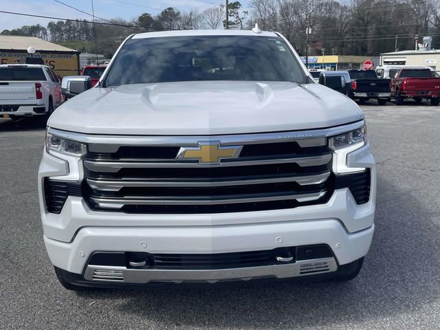 Used 2025 Chevrolet Silverado 1500 High Country w/ Technology Package AWD/4WD image 9