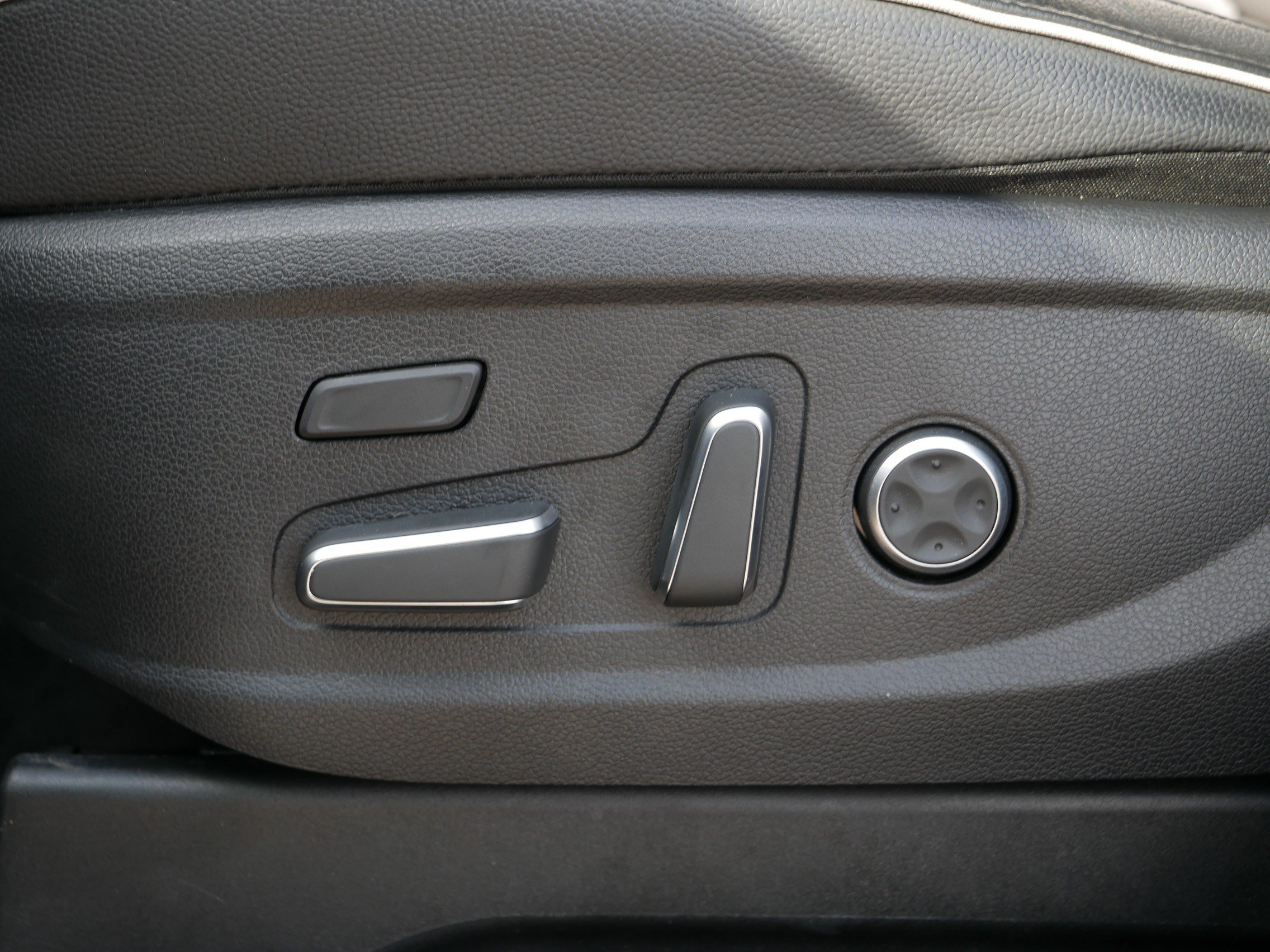 Certified 2024 Hyundai Palisade Limited AWD/4WD image 20