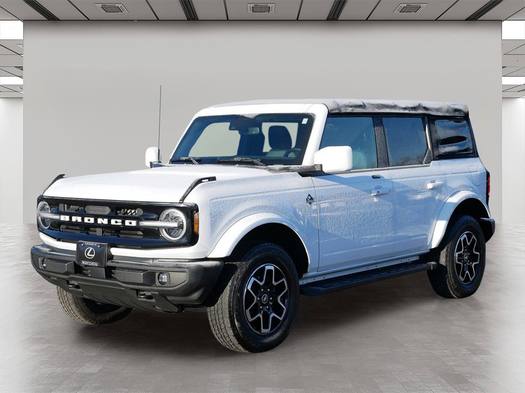 Used 2021 Ford Bronco Outer Banks image 2