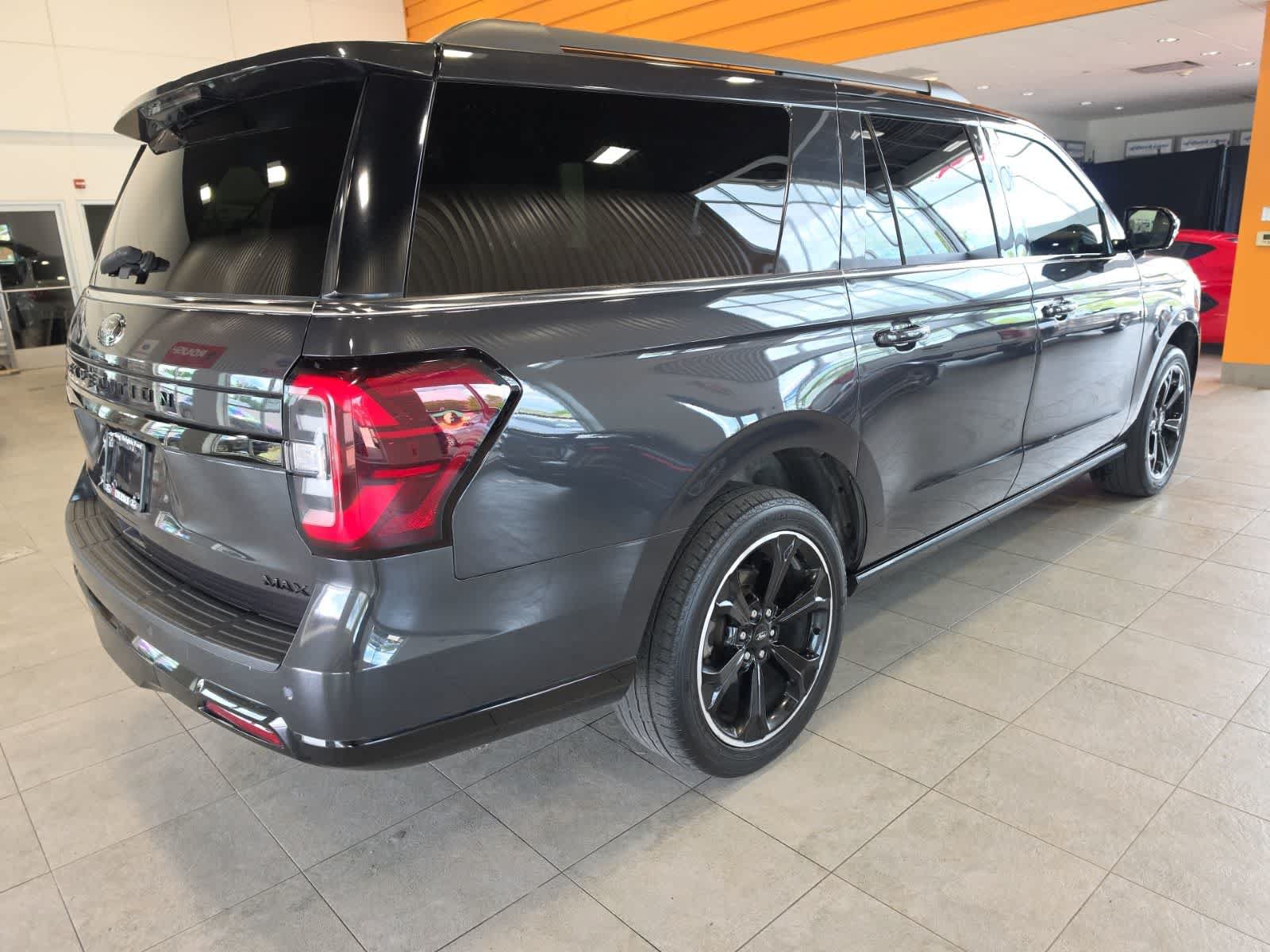 Used 2023 Ford Expedition Max Limited AWD/4WD image 7