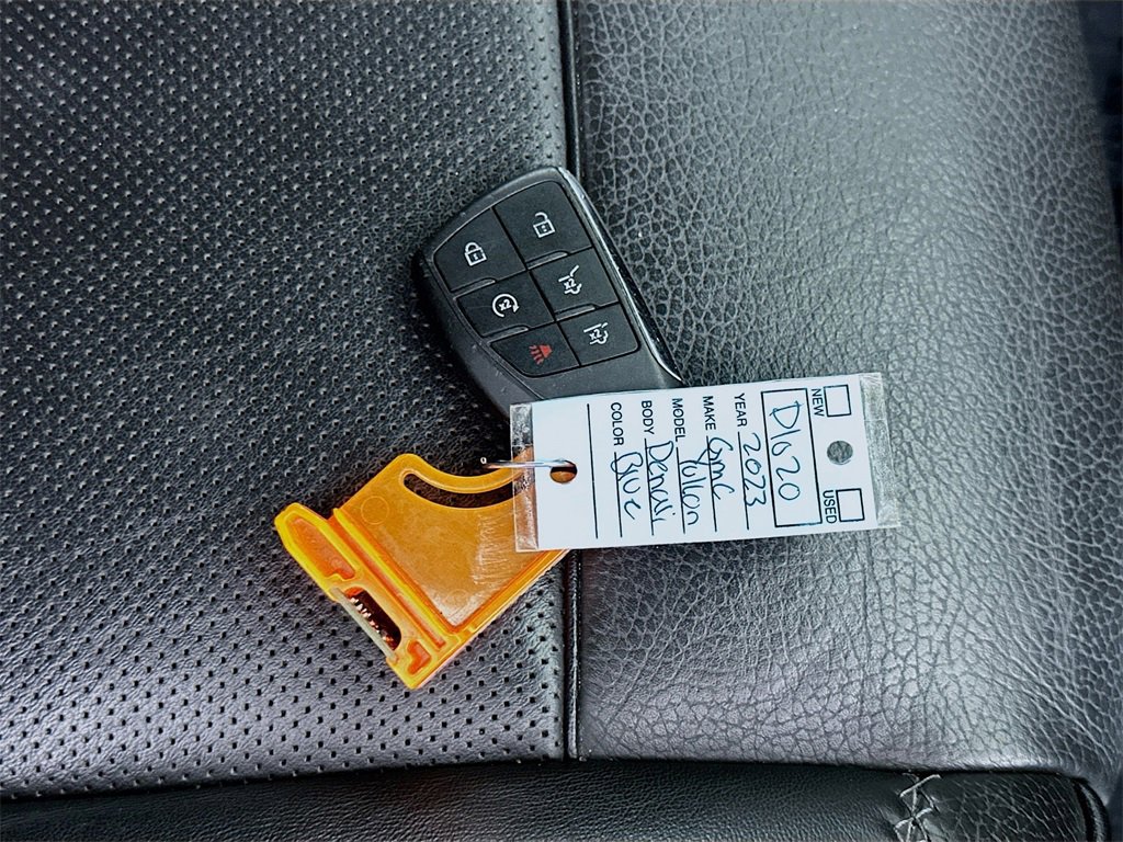 Used 2023 GMC Yukon Denali image 37