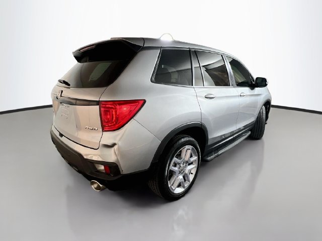 Used 2025 Honda Passport EX-L image 8