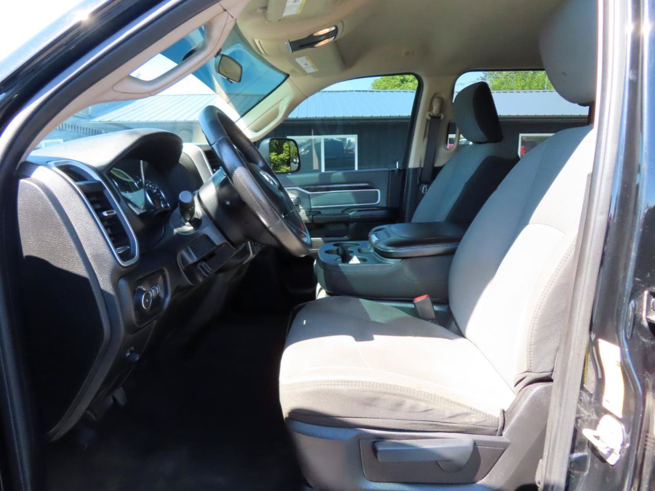 Used 2020 RAM 2500 Big Horn AWD/4WD image 29