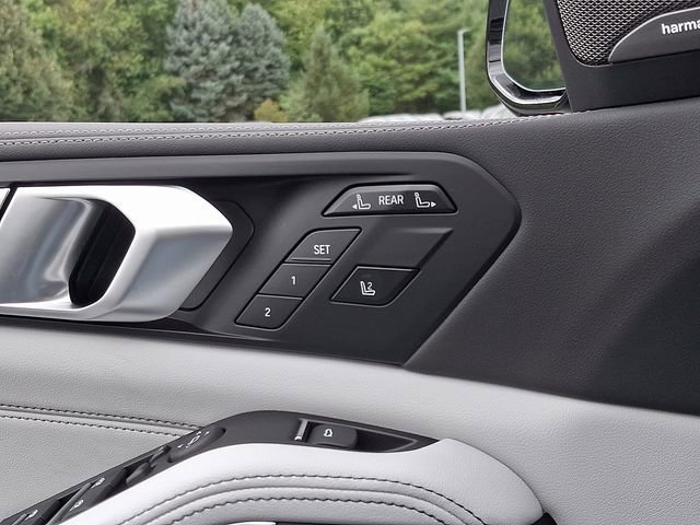 New 2026 BMW X7 xDrive40i w/ M Sport Package image 24