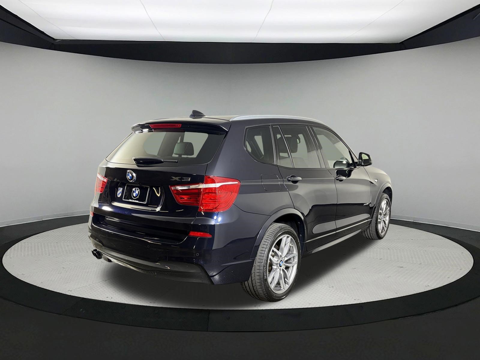 Used 2017 BMW X3 xDrive28i AWD/4WD image 4