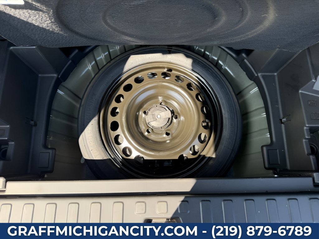 Used 2024 Chevrolet Equinox LT AWD/4WD image 36