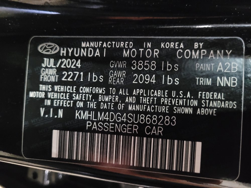 Used 2025 Hyundai Elantra Sport FWD image 33