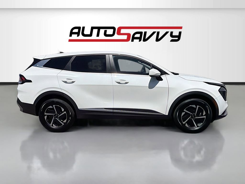 Used 2025 Kia Sportage LX AWD/4WD image 8