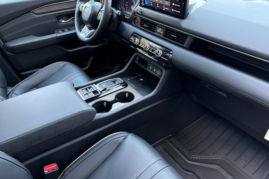 New 2026 Honda Pilot Elite image 13