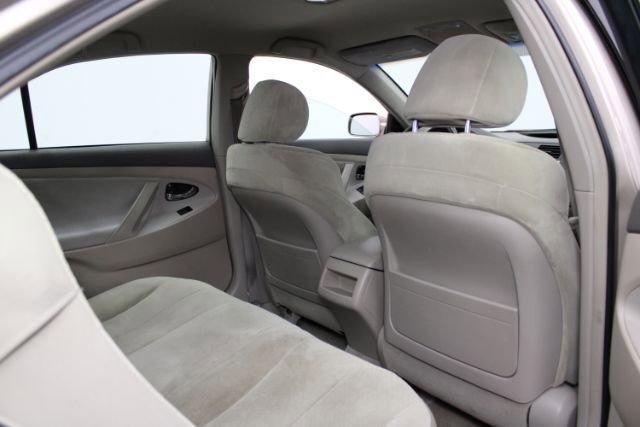 Used 2007 Toyota Camry XLE FWD image 20