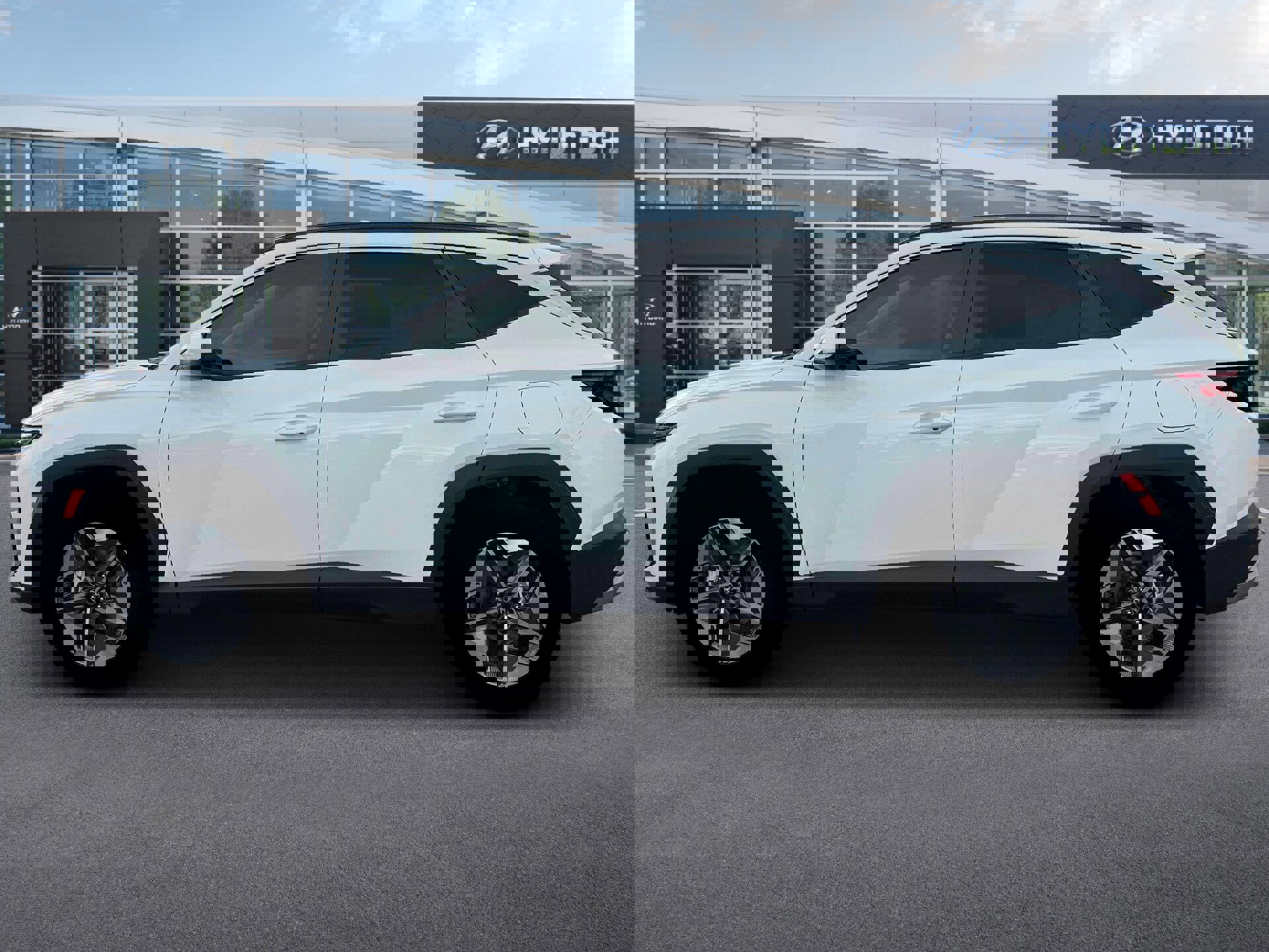 New 2026 Hyundai Tucson SEL image 3
