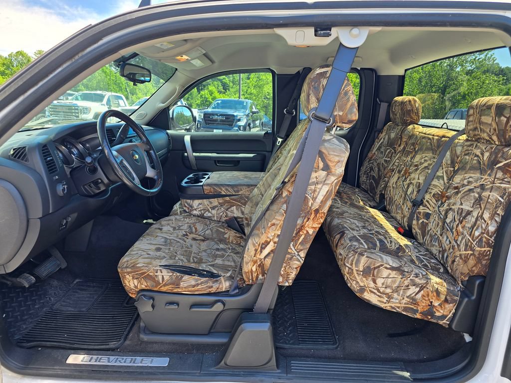 Used 2013 Chevrolet Silverado 1500 LT w/ All-Star Edition AWD/4WD image 9