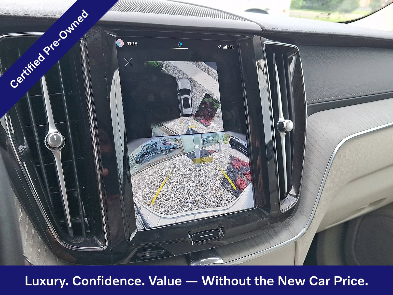 Certified 2024 Volvo XC60 B5 Ultimate AWD/4WD image 19
