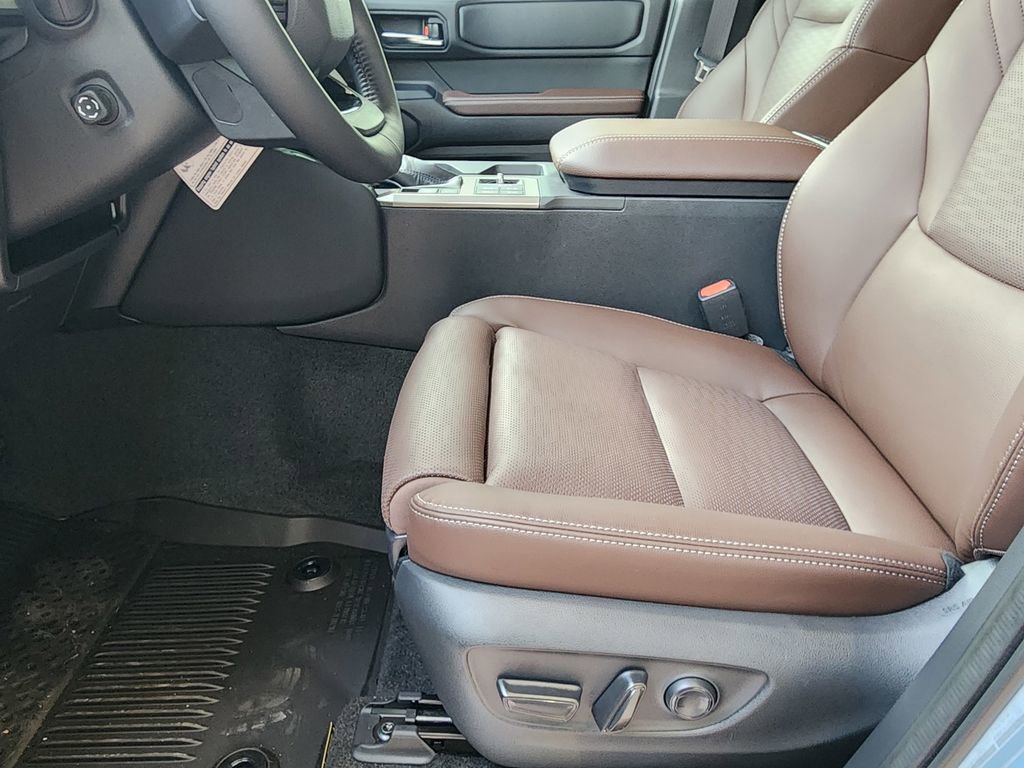 New 2026 Toyota Land Cruiser w/ Premium Package AWD/4WD image 12