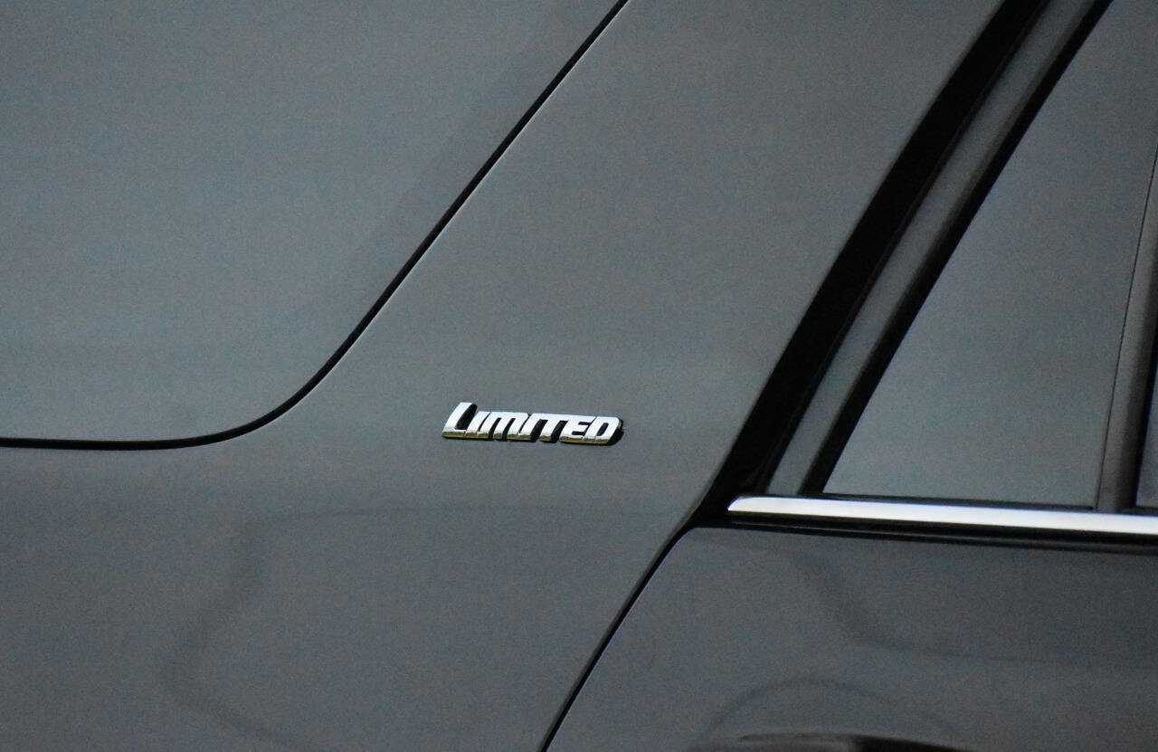 Used 2016 Toyota 4Runner Limited image 20