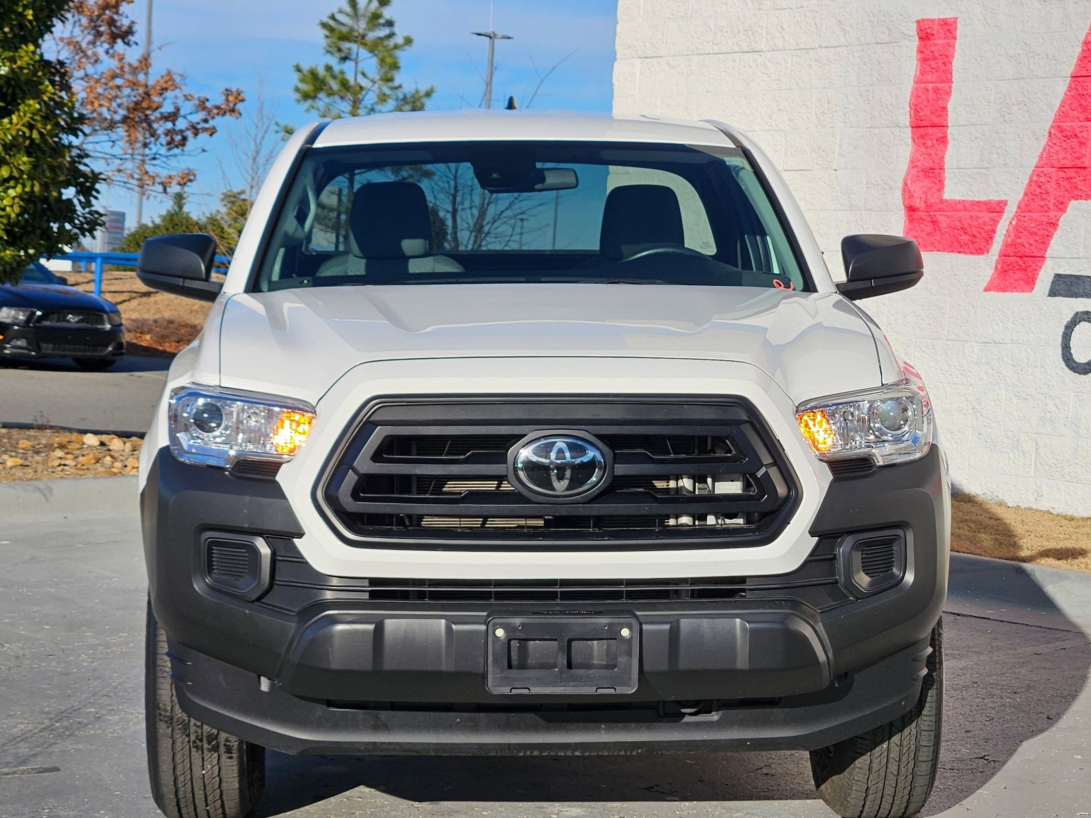 Used 2022 Toyota Tacoma SR image 2