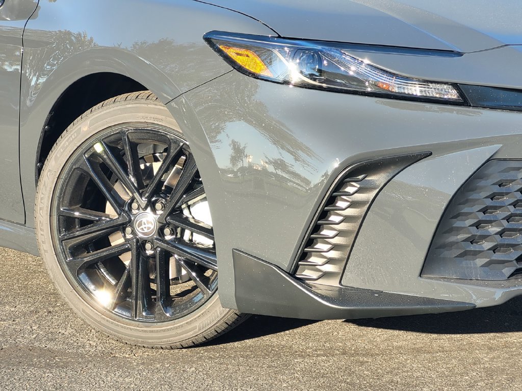 New 2026 Toyota Camry SE FWD image 3