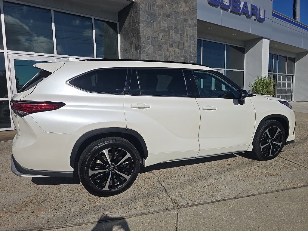 Used 2021 Toyota Highlander XSE image 29