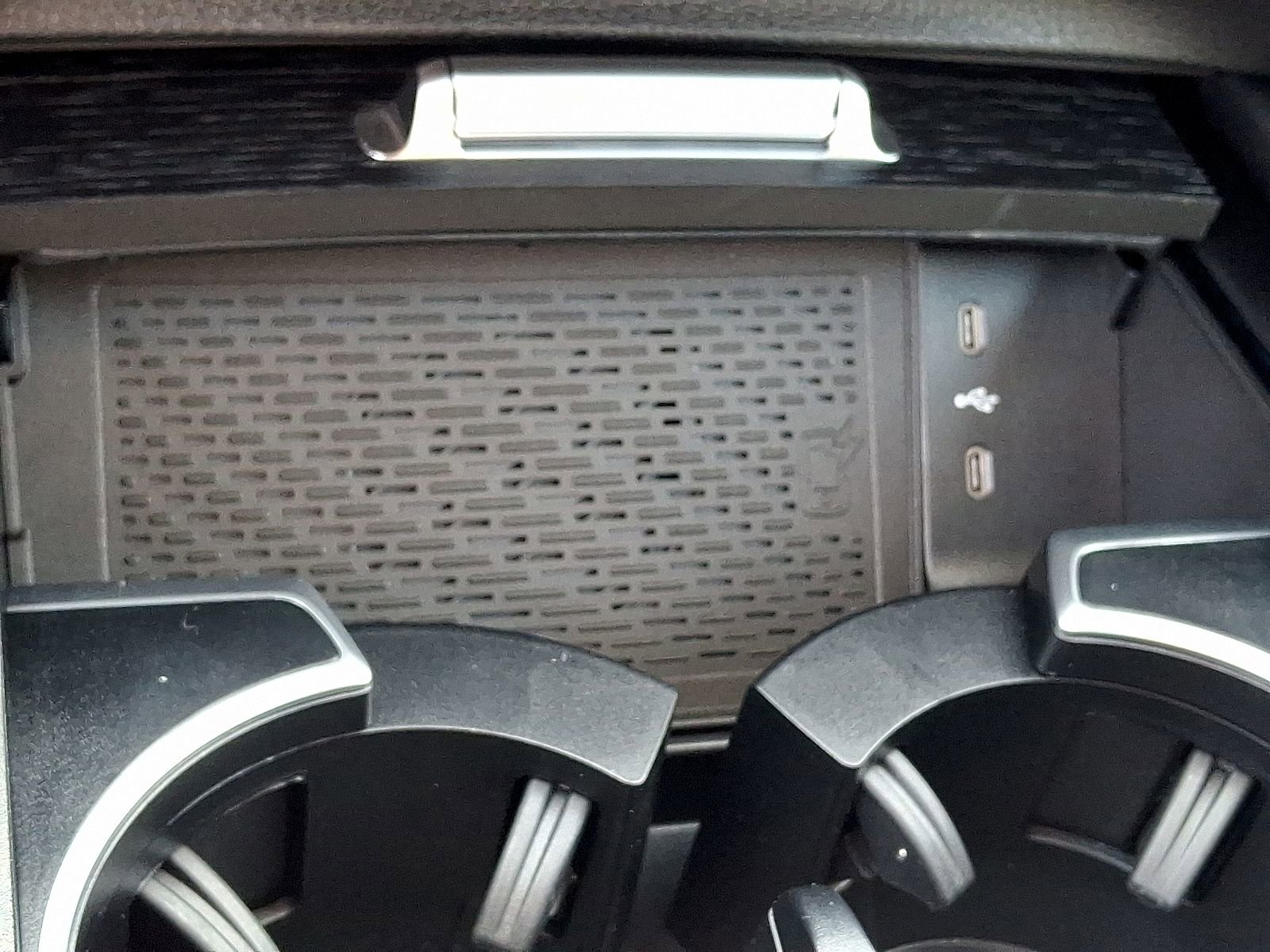 Certified 2025 Mercedes-Benz GLS 450 4MATIC image 24