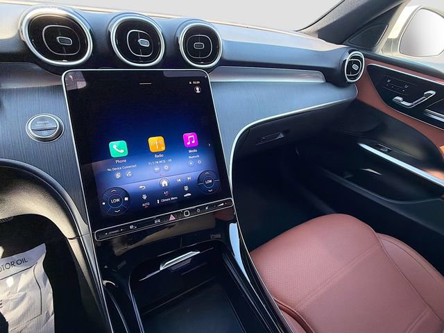 Used 2025 Mercedes-Benz C 300 Sedan image 28