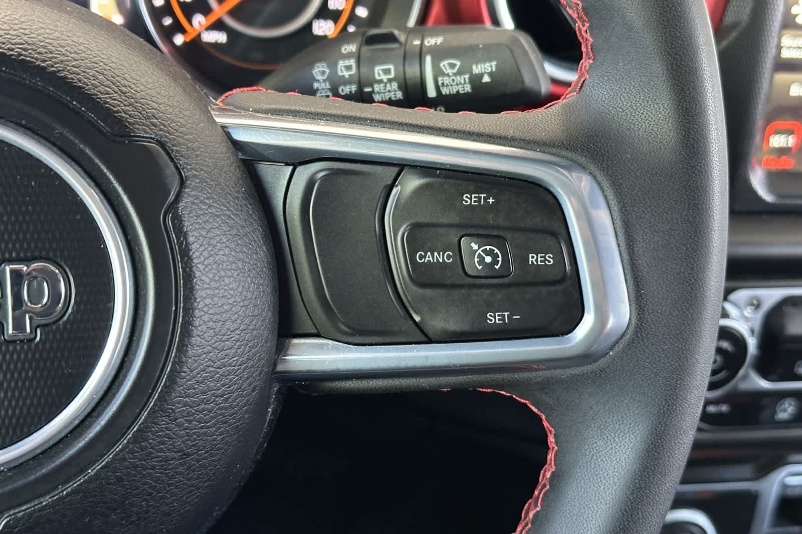 Used 2023 Jeep Wrangler Unlimited Rubicon AWD/4WD image 27