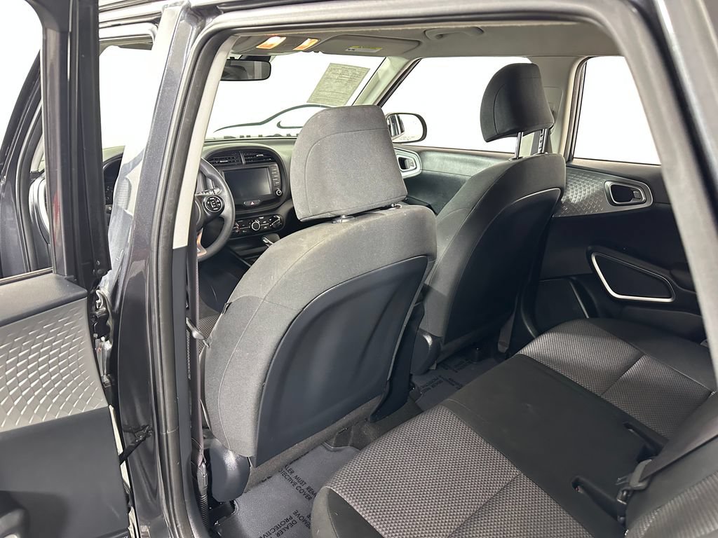 Used 2022 Kia Soul LX w/ Technology Package FWD image 18