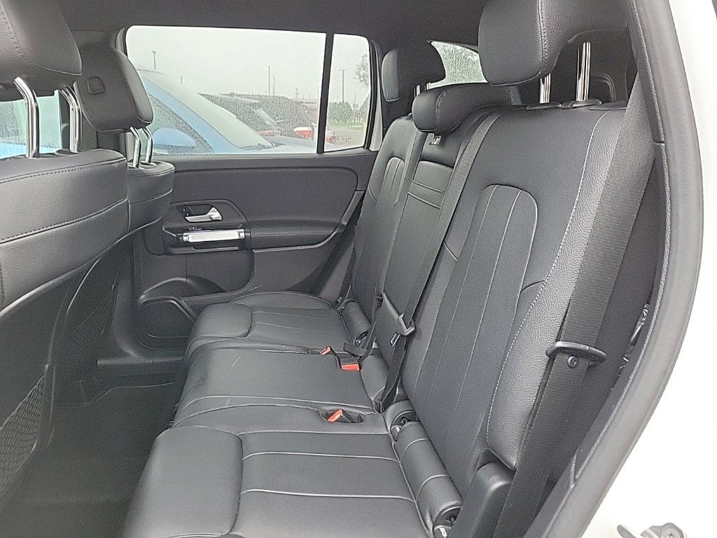 Used 2020 Mercedes-Benz GLB 250 image 11
