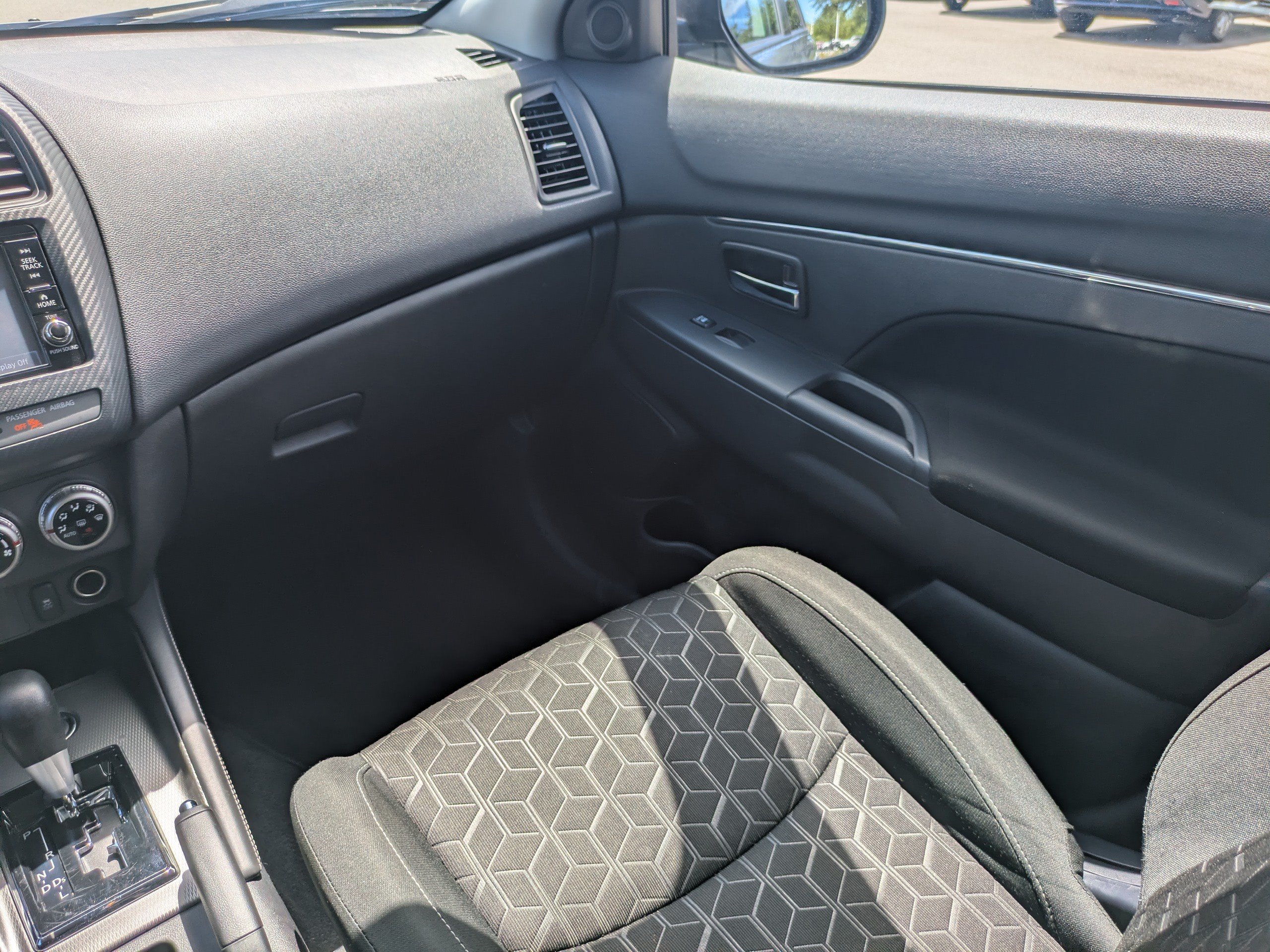 Used 2024 Mitsubishi Outlander Sport ES AWD/4WD image 17