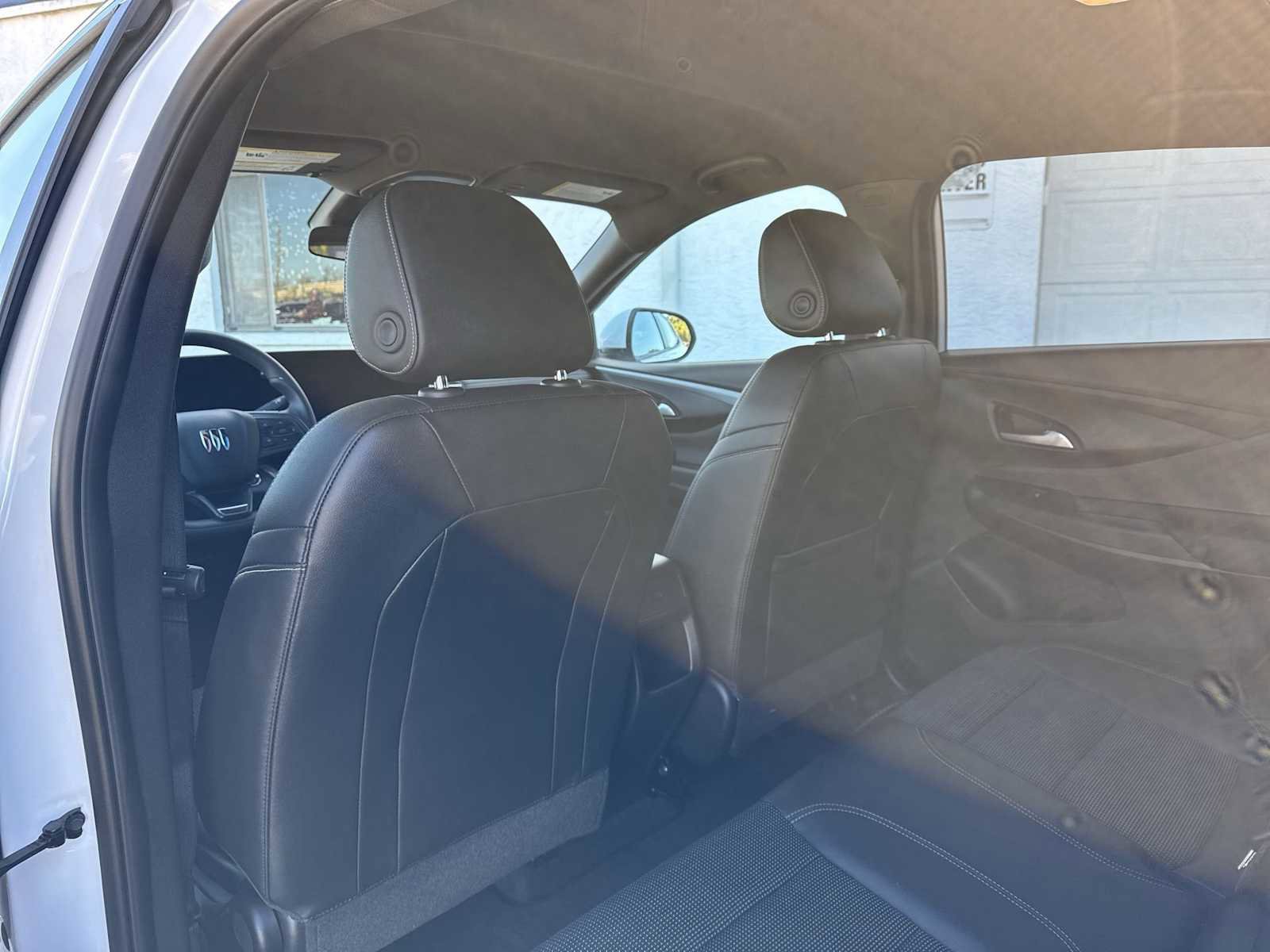 Used 2025 Buick Envista Preferred FWD image 17