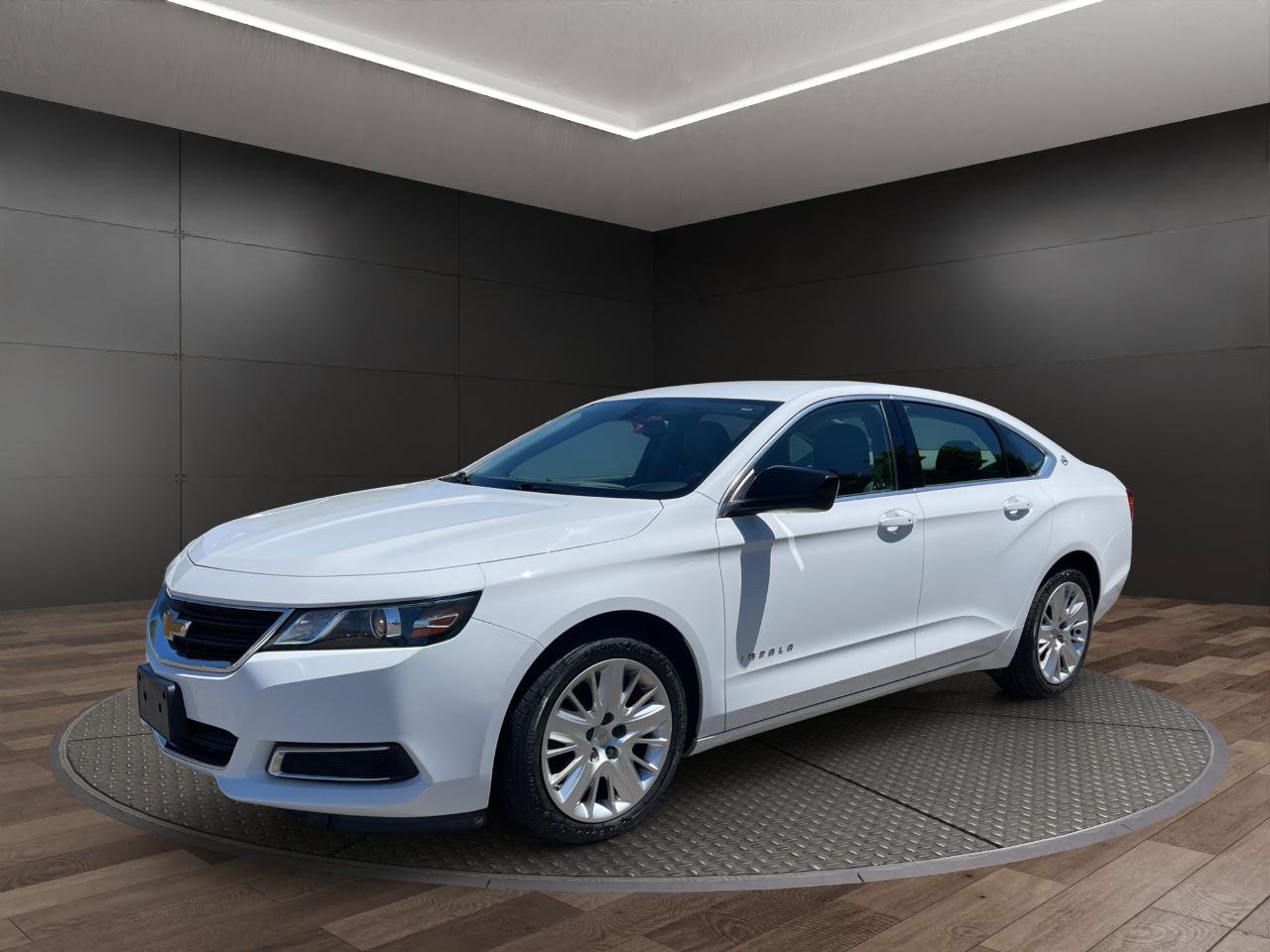 Used 2019 Chevrolet Impala LS FWD image 4