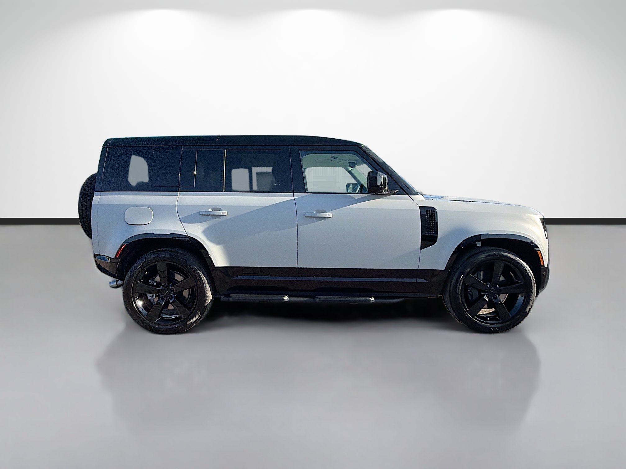 New 2026 Land Rover Defender 110 X-Dynamic SE AWD/4WD image 6