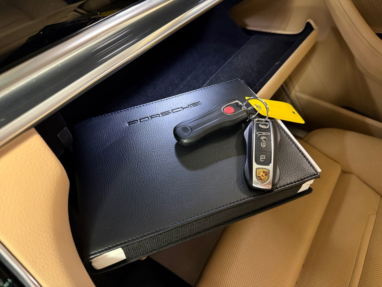 Used 2021 Porsche Panamera 4S w/ Premium Package AWD/4WD image 35