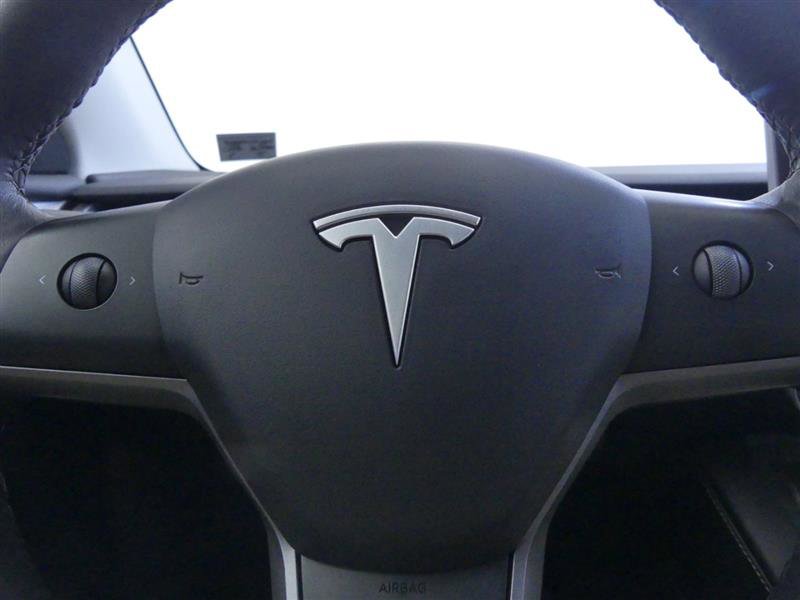 Used 2023 Tesla Model Y Long Range AWD/4WD image 18