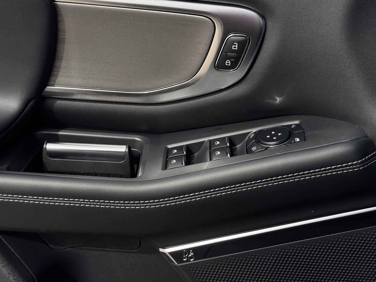 New 2026 Ford Expedition Platinum image 21