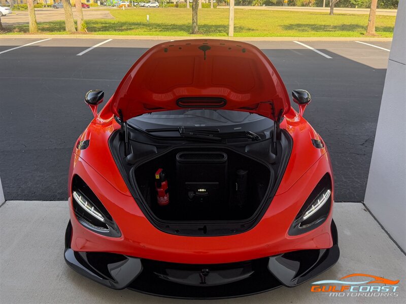 Used 2021 McLaren 765LT RWD image 33