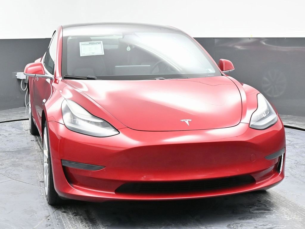 Used 2020 Tesla Model 3 Standard Range Plus image 3