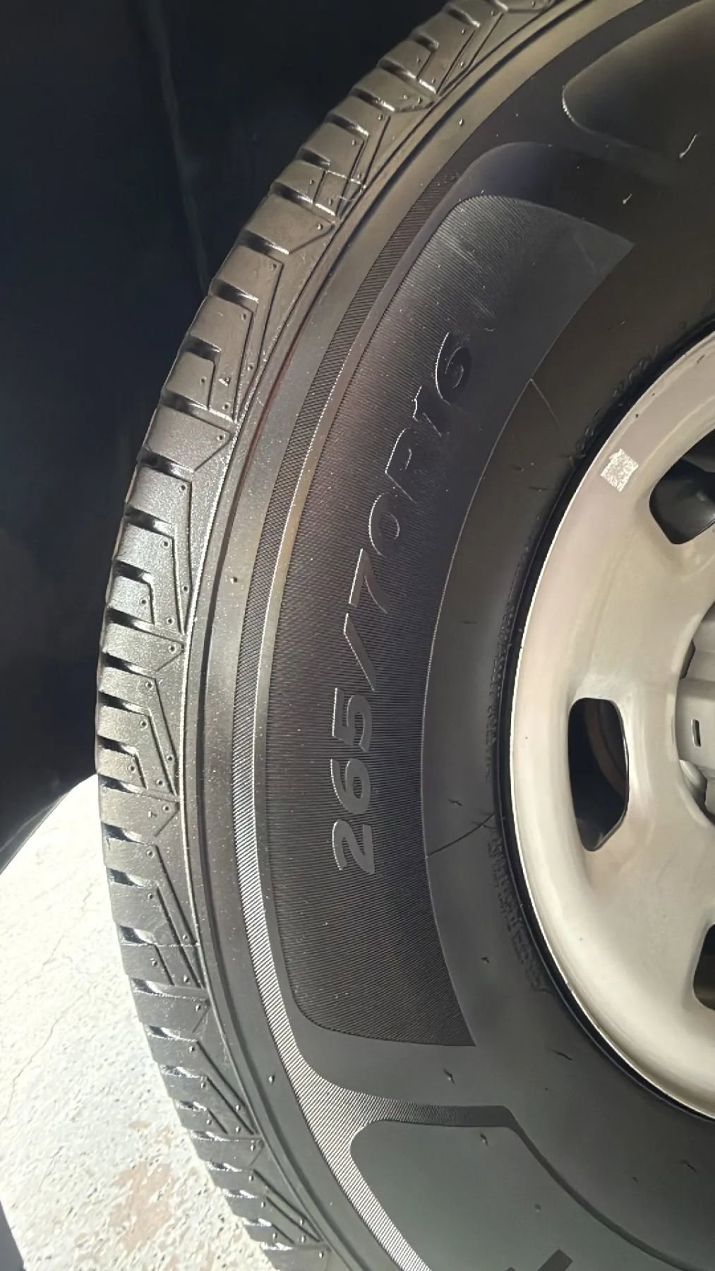 Used 2020 Chevrolet Colorado W/T image 27