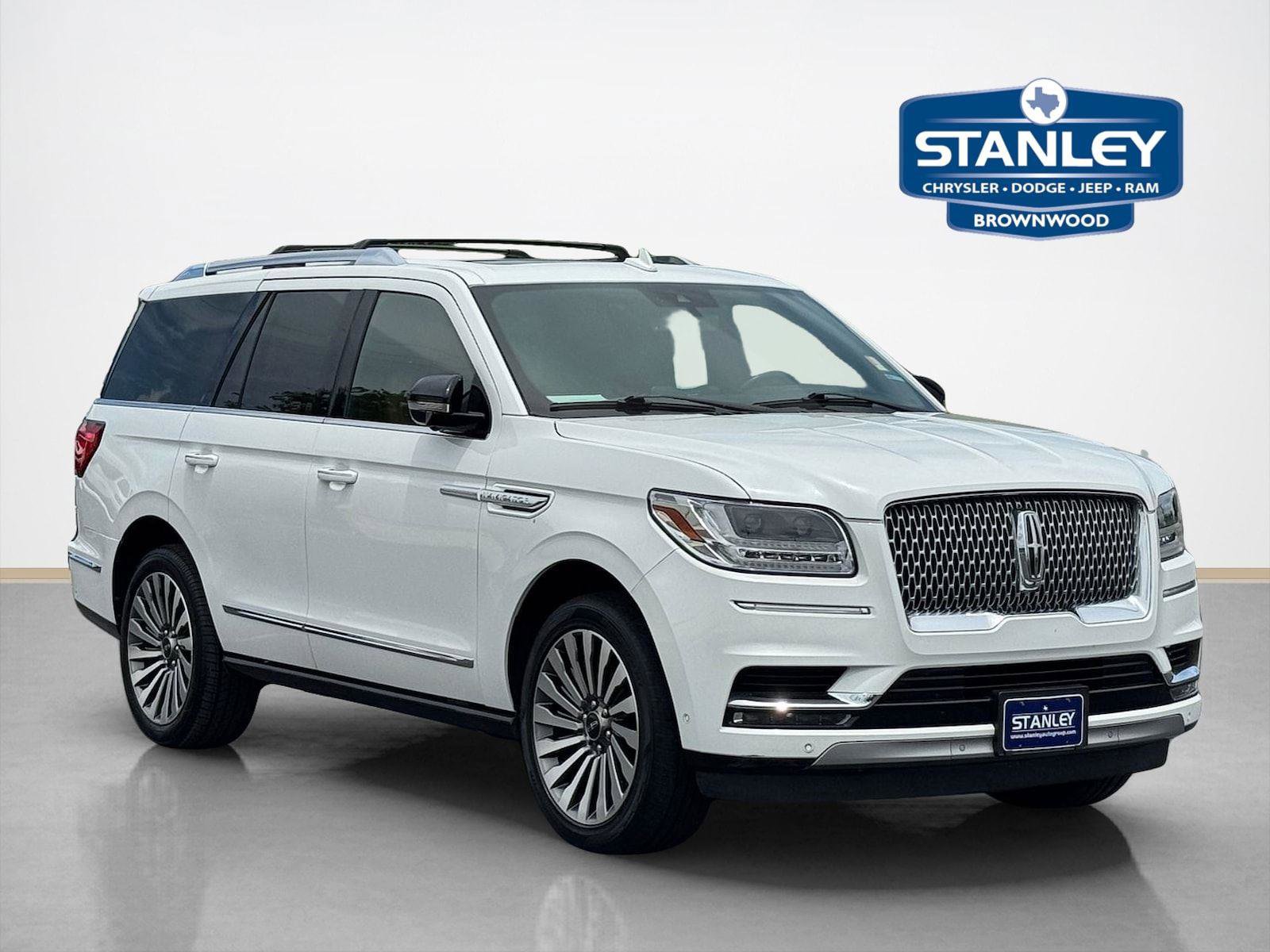 Used 2021 Lincoln Navigator Reserve w/ Luxury Package AWD/4WD image 1